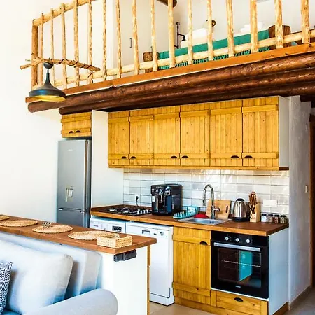 Sleeps 2 With Pool Air Con And Wifi Вилла